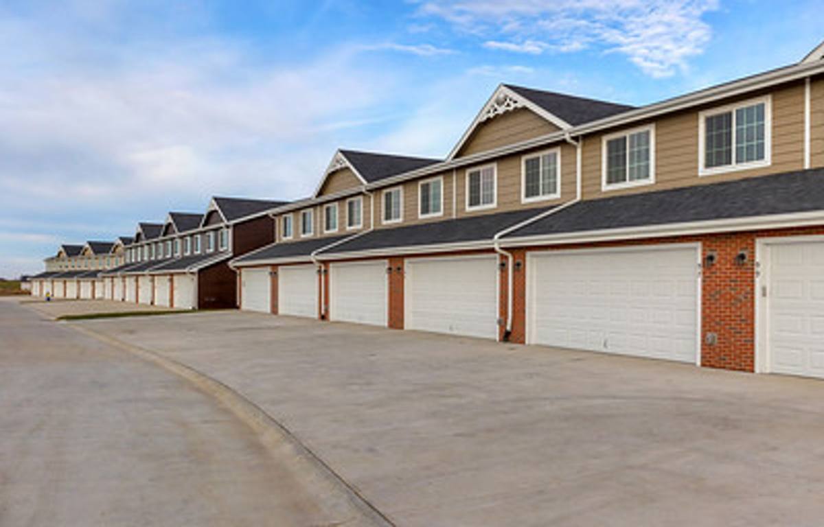 Townhouse for rent at 1191 W 16th St, Pella, IA 50219