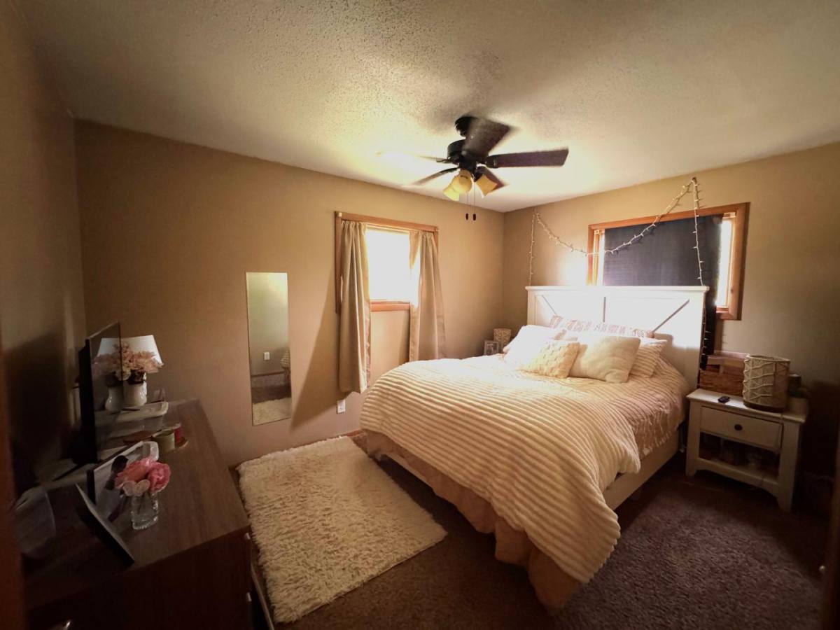 Apartment for rent at 803 W 2nd St #3, Pella, IA 50219