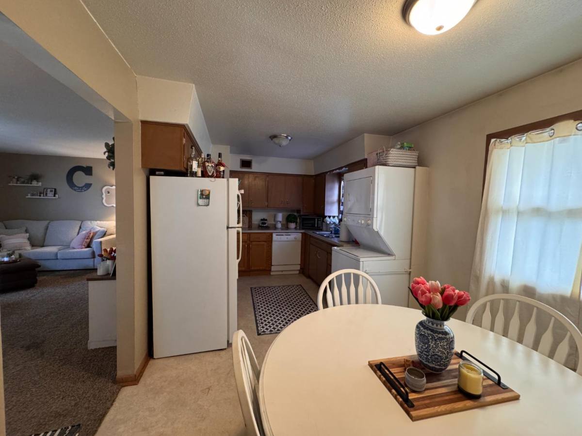 Apartment for rent at 803 W 2nd St #3, Pella, IA 50219