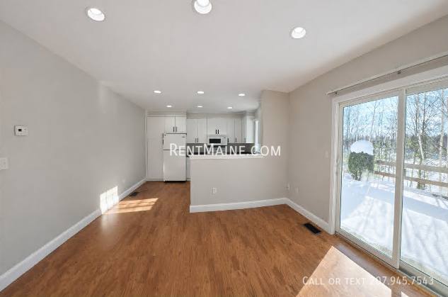Apartment for rent at 33 Burleigh Rd #27, Bangor, ME 04401