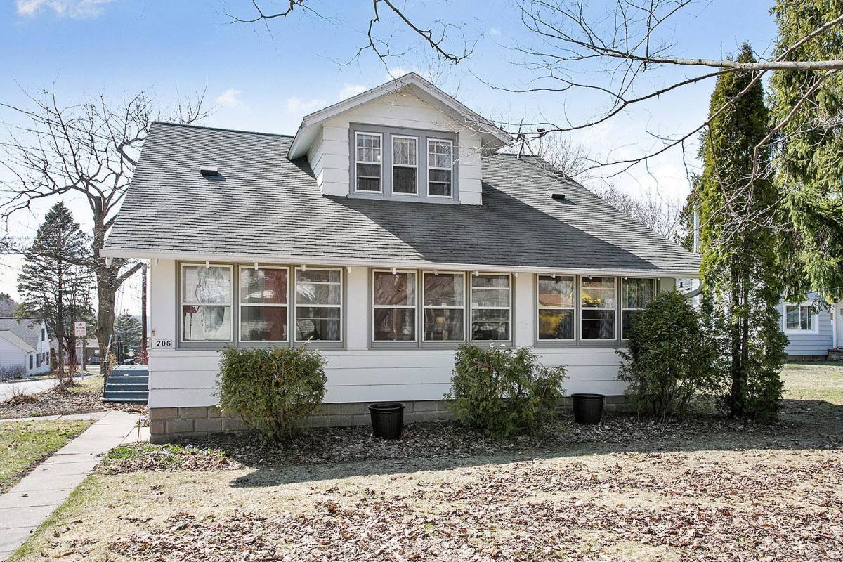 House for rent at 705 N 5th Ave, Sturgeon Bay, WI 54235