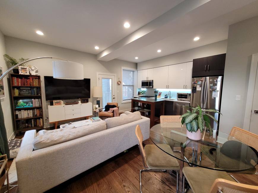Apartment for rent at 1472 W Summerdale #1RW, Chicago, IL 60640