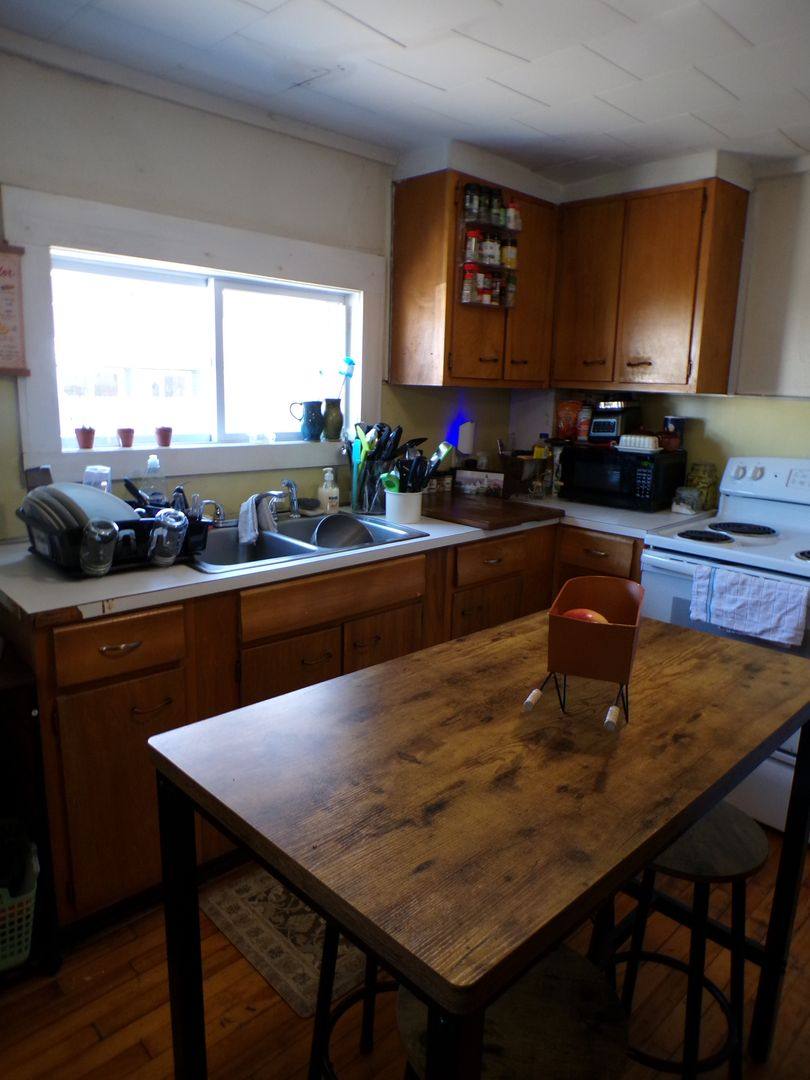 Apartment for rent at 71 Pine St, Orono, ME 04473