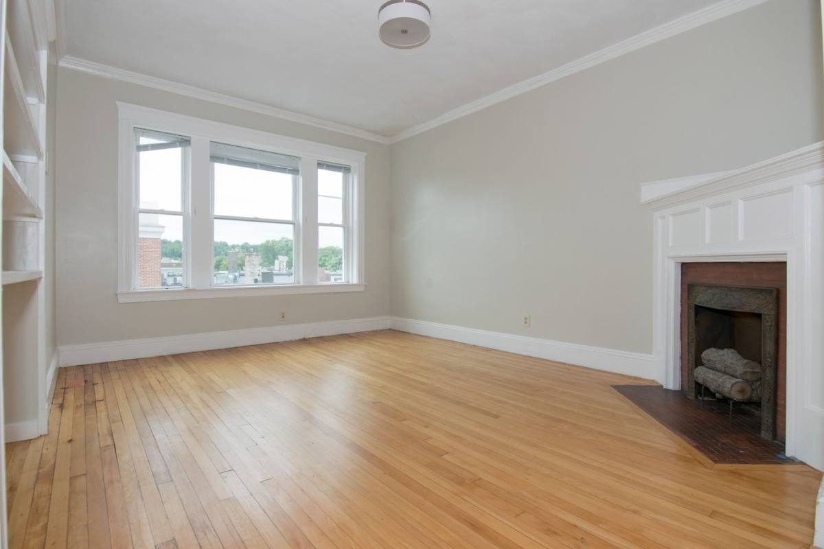 Apartment for rent at 4 Gardner St #14, Allston, MA 02134