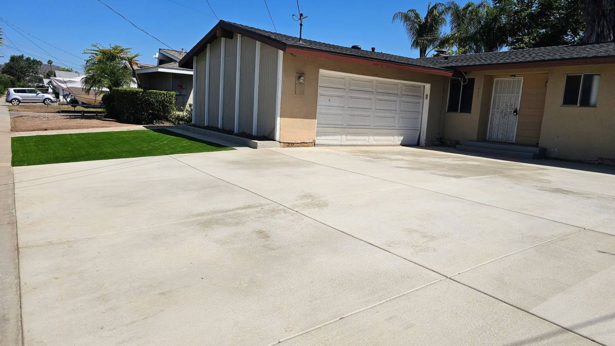 House for rent at 610 Daisy St, Escondido, CA 92027