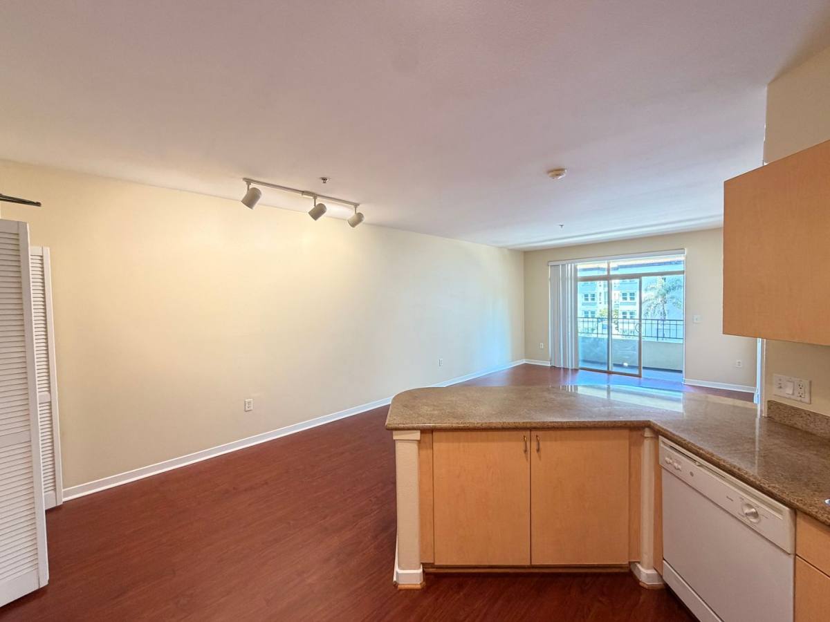 Apartment for rent at 1501 Front St, San Diego, CA 92101