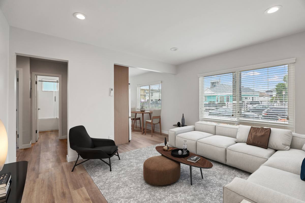 Apartment for rent at 1358 W 36th St #4, Los Angeles, CA 90007