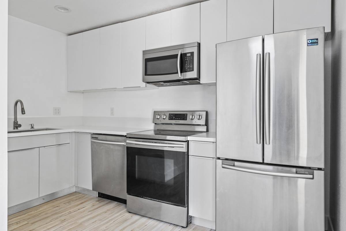 Apartment for rent at 850 N Van Ness Ave #4, Santa Ana, CA 92701