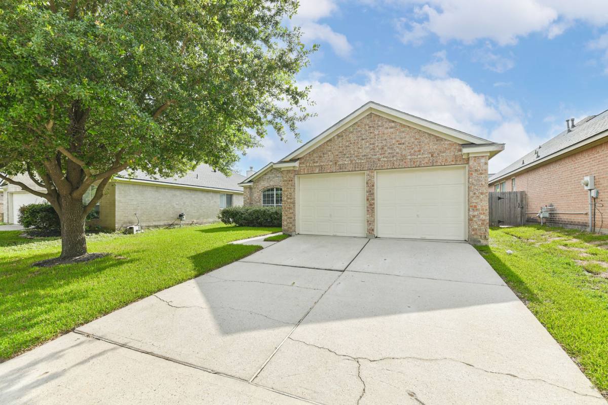 House for rent at 13831 Hillingdale Lane, Houston, TX 77070