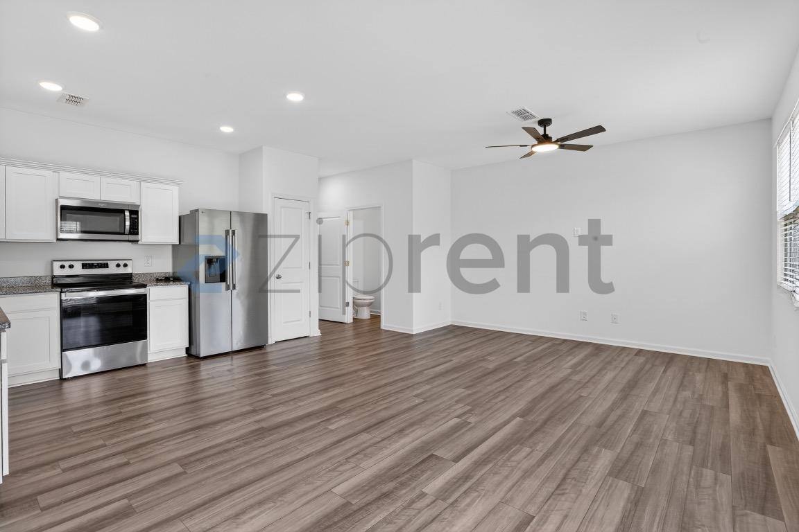Townhouse for rent at 173 Swindon Dr, McDonough, GA 30253