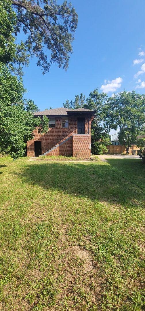 Apartment for rent at 517 S 2nd St, Pensacola, FL 32507