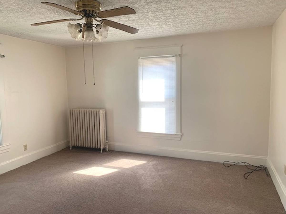 Apartment for rent at 127 Langhorne Ave, Johnstown, PA 15905