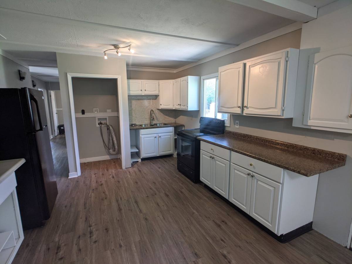 House for rent at 139 Totten Dr, Greenwood, IN 46143