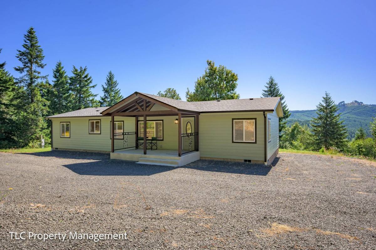 House for rent at 76848 London Rd, Cottage Grove, OR 97424