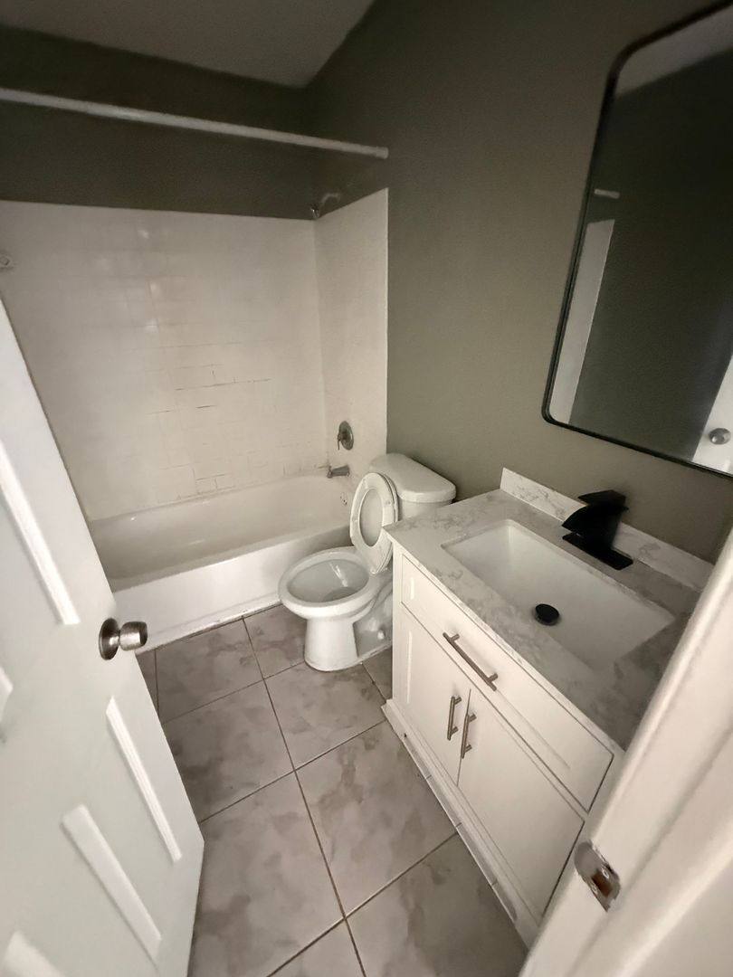 Apartment for rent at 1726 E Idell, Tampa, FL 33604