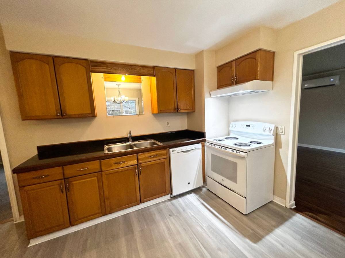 House for rent at 6546 SE 88th Ave, Portland, OR 97266