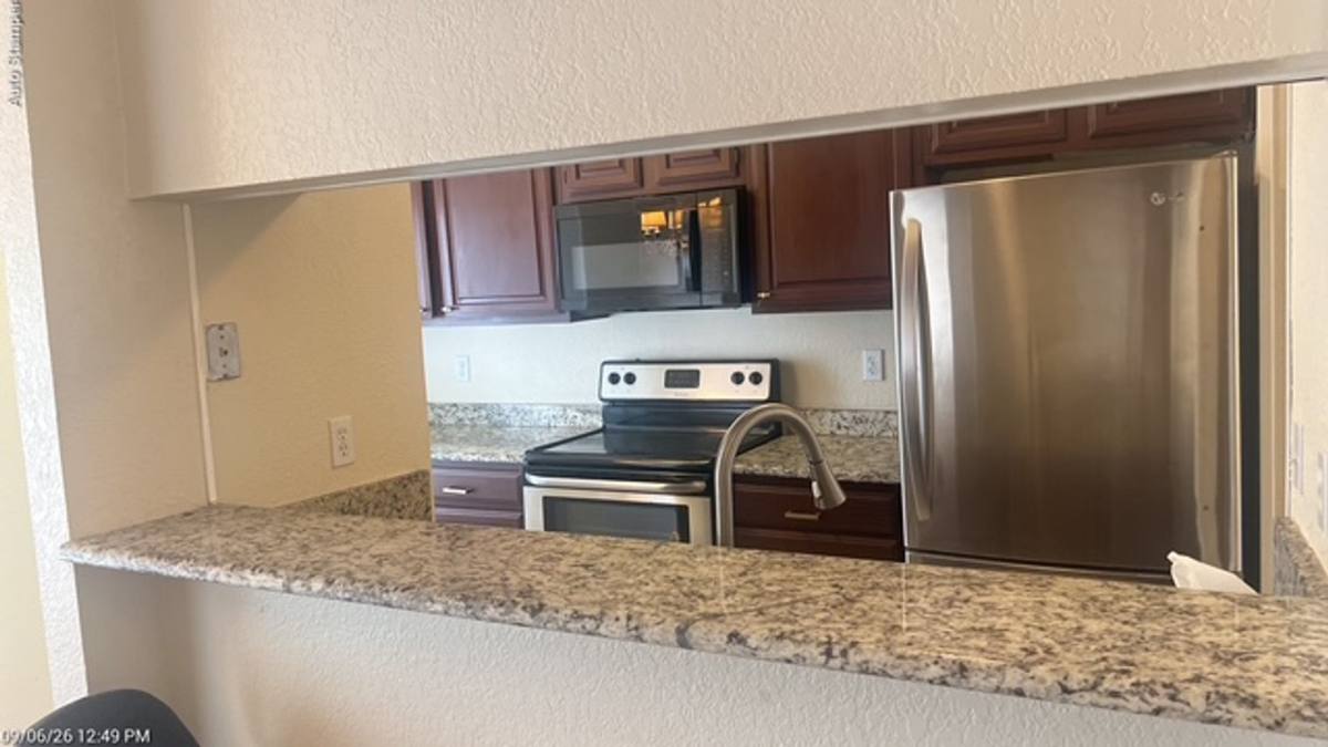Condo for rent at 1901 Cloisters Dr, Arlington, TX 76011