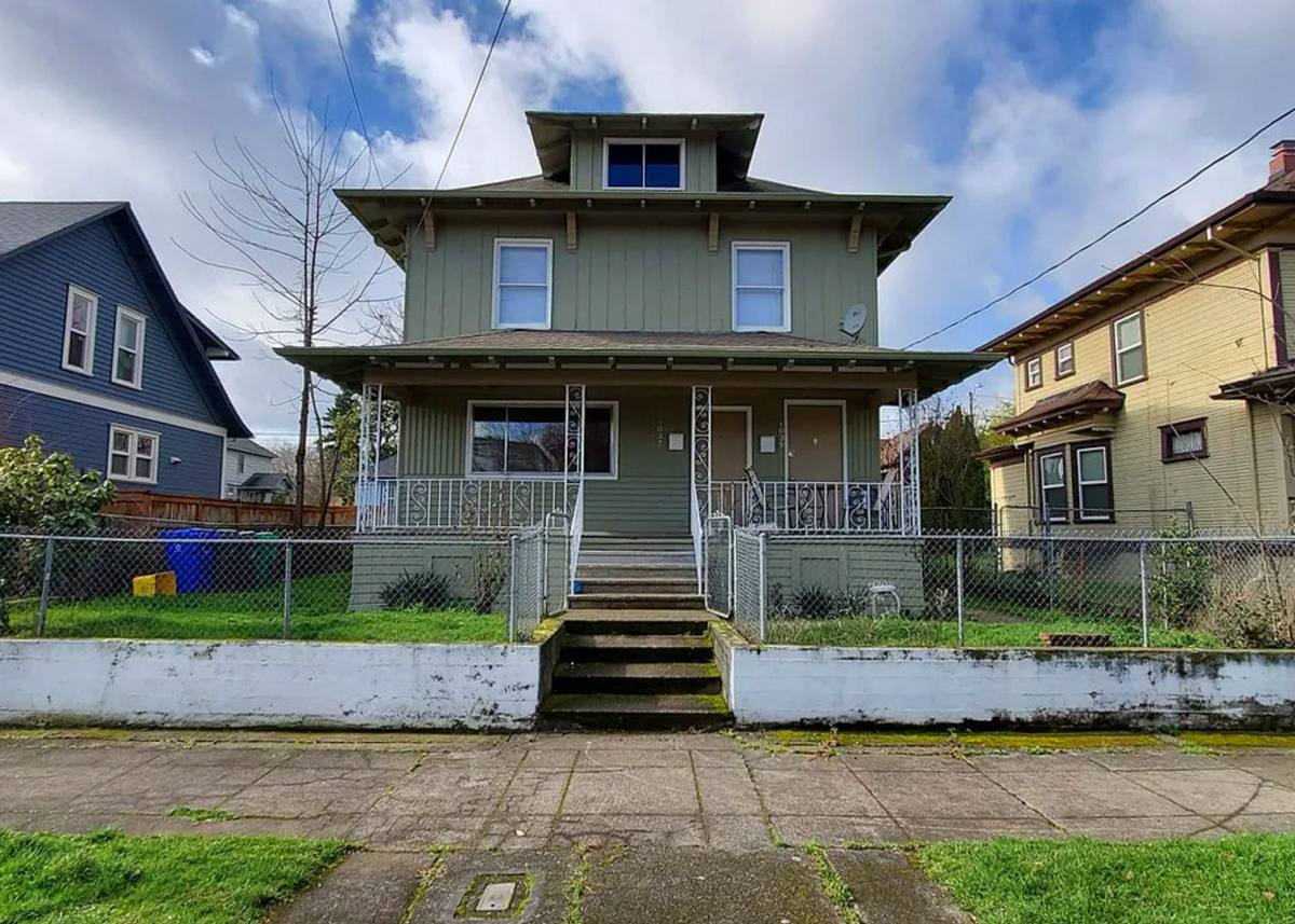 Apartment for rent at 4037-4039 N Gantenbein Ave, Portland, OR 97227