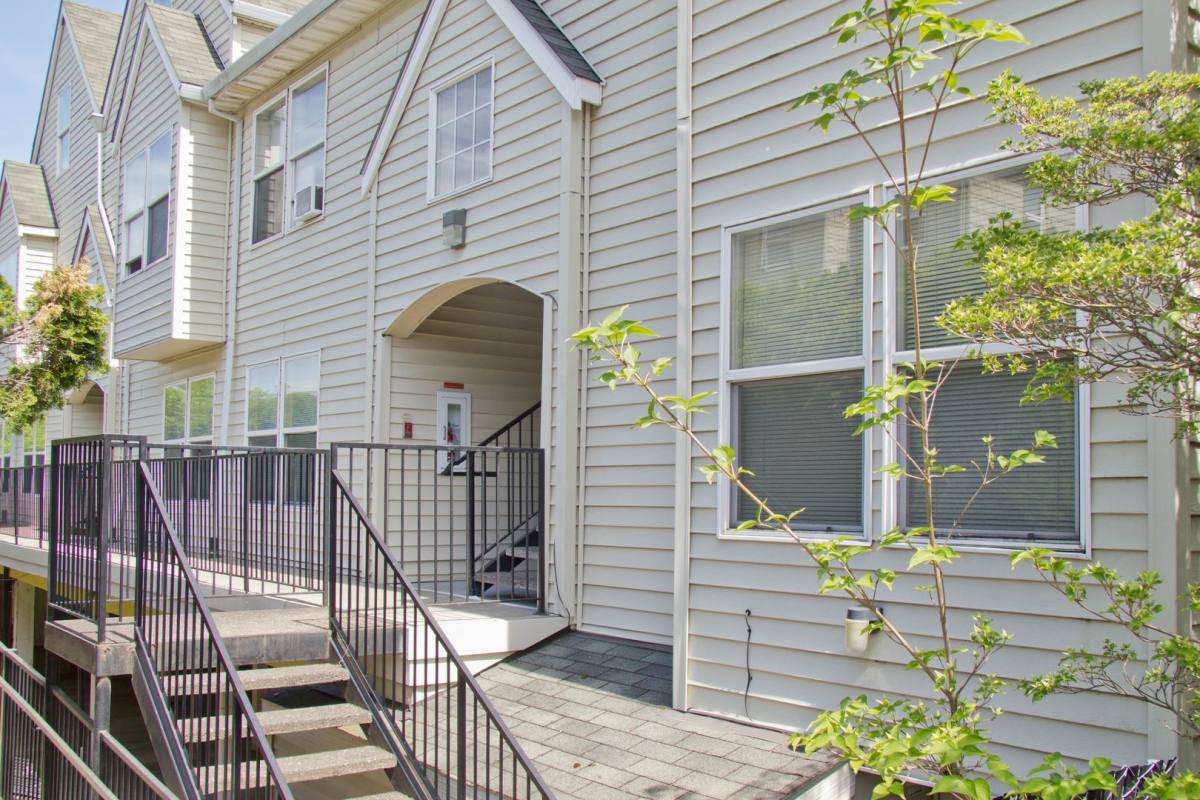Apartment for rent at 329 S Whitaker St, Portland, OR 97239