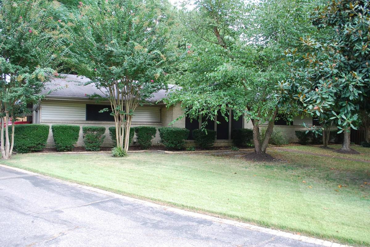 Townhouse for rent at 1710 Neshoba Cove, Germantown, TN 38138