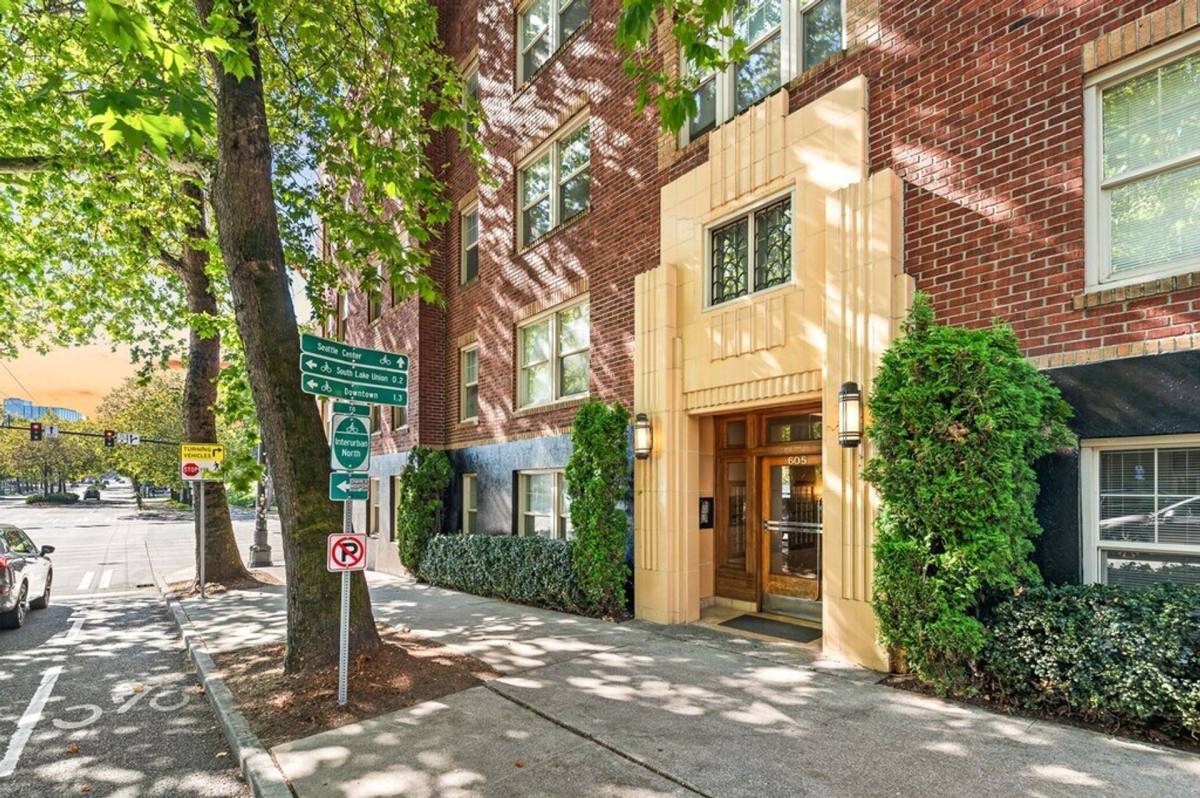 Apartment for rent at 605 5th Ave N, Seattle, WA 98109