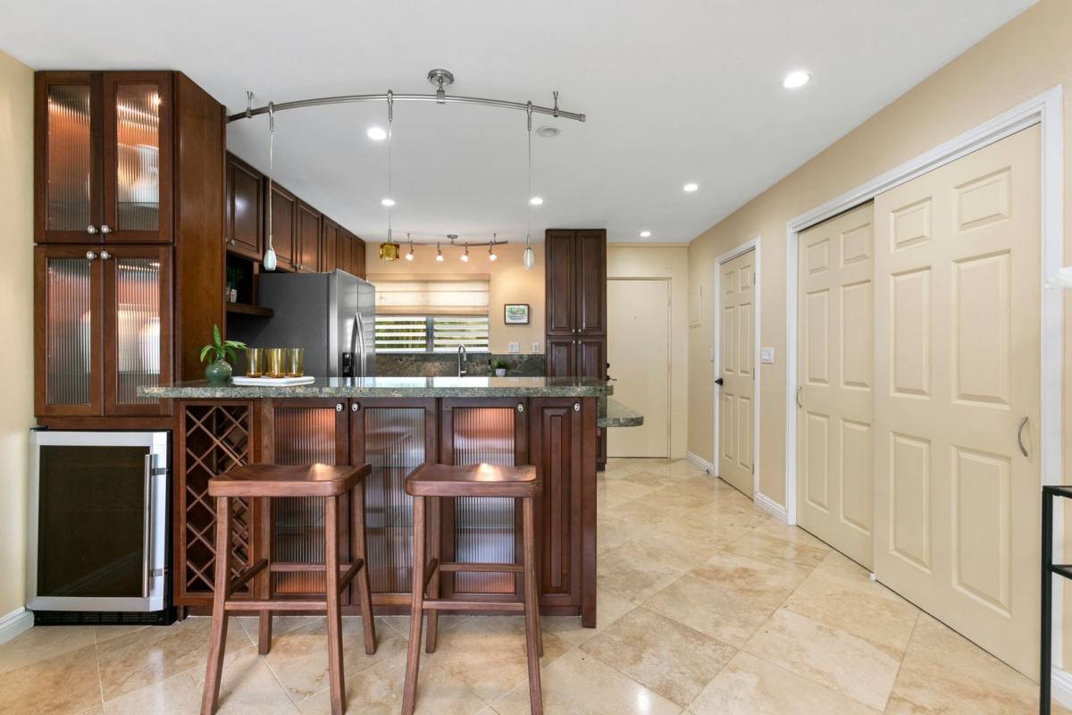 Townhouse for rent at 4844 Kilauea Ave, Honolulu, HI 96816