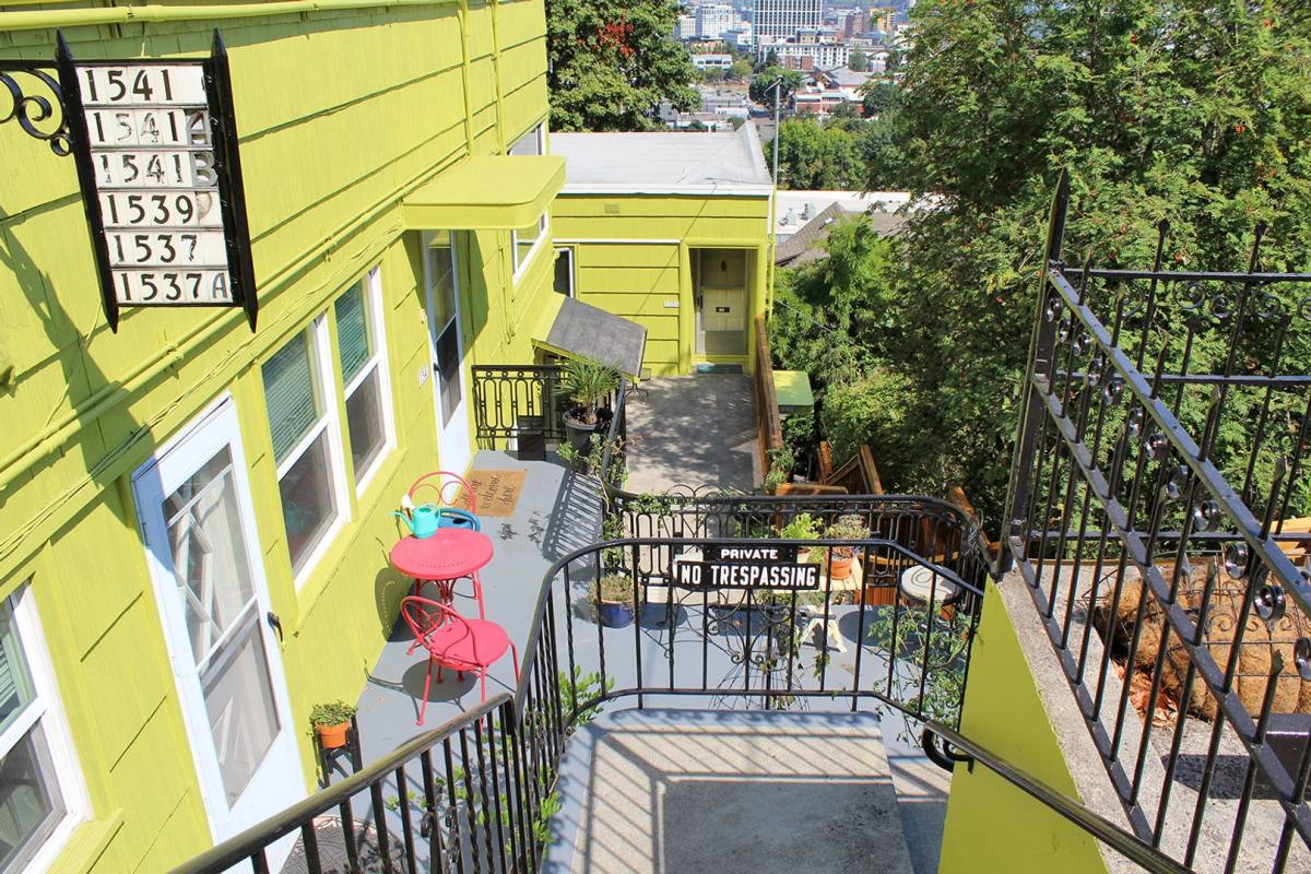 Apartment for rent at 1537-1543 SW Upper Hall St, Portland, OR 97201