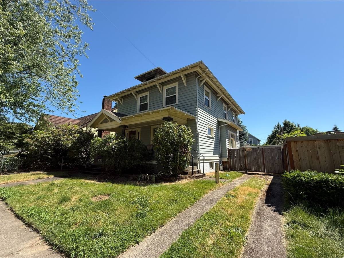 House for rent at 4412 N Maryland Ave, Portland, OR 97217