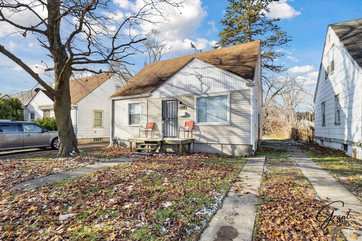 House for rent at 15847 Chatham St, Detroit, MI 48223
