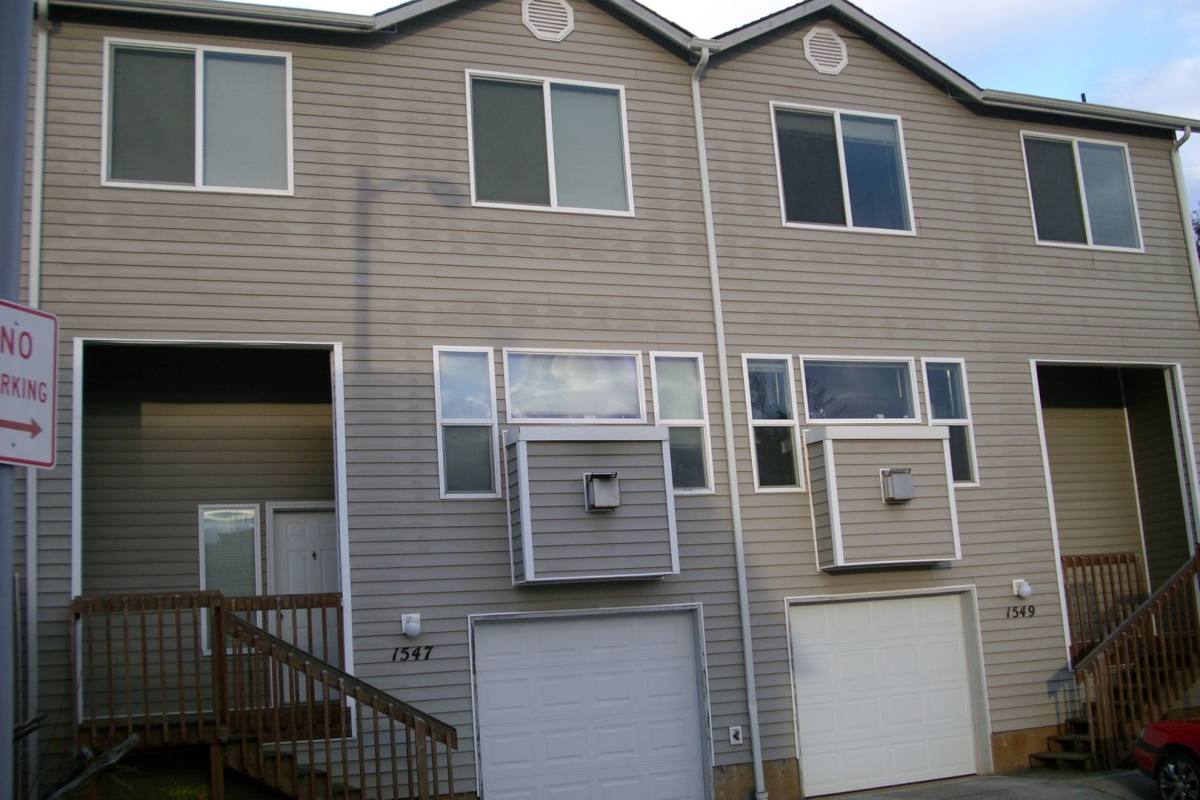 Townhouse for rent at 1451 Thru 1563 Madelyn Ave SE, Salem, OR 97306