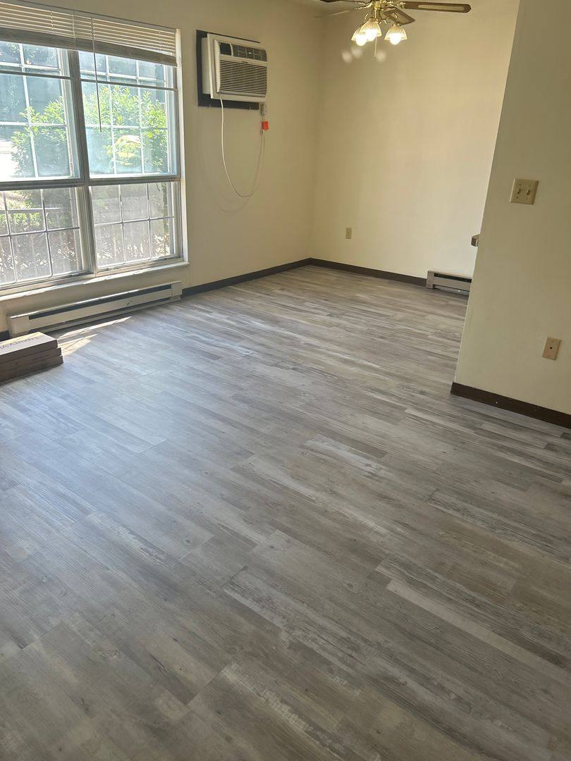 Apartment for rent at 1201-1207 2nd St, Covington, IN 47932