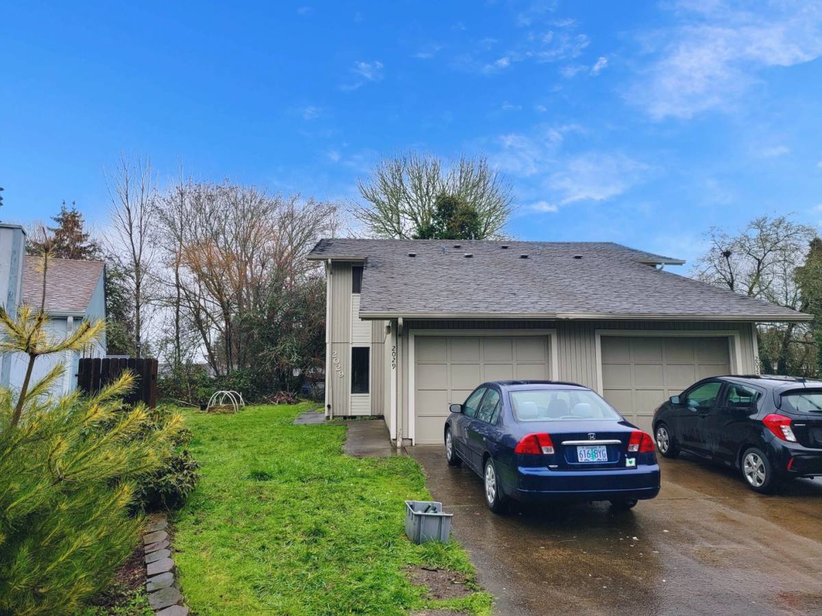 Apartment for rent at 2027 - 2029 NW Arthur Place, Corvallis, OR 97330