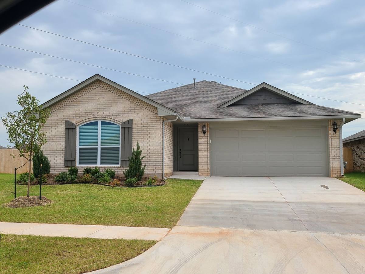 House for rent at 11008 NW 97th, Yukon, OK 73099