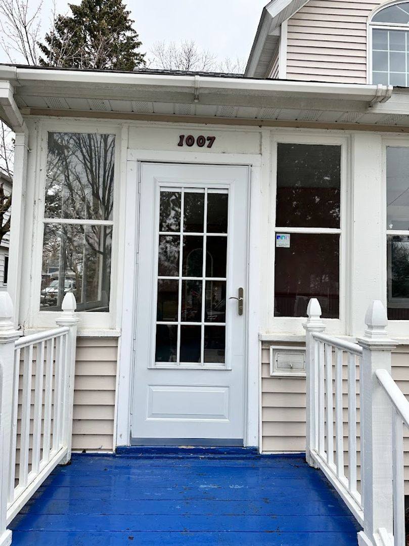 House for rent at 1007 Dewey Ave NE, Bemidji, MN 56601