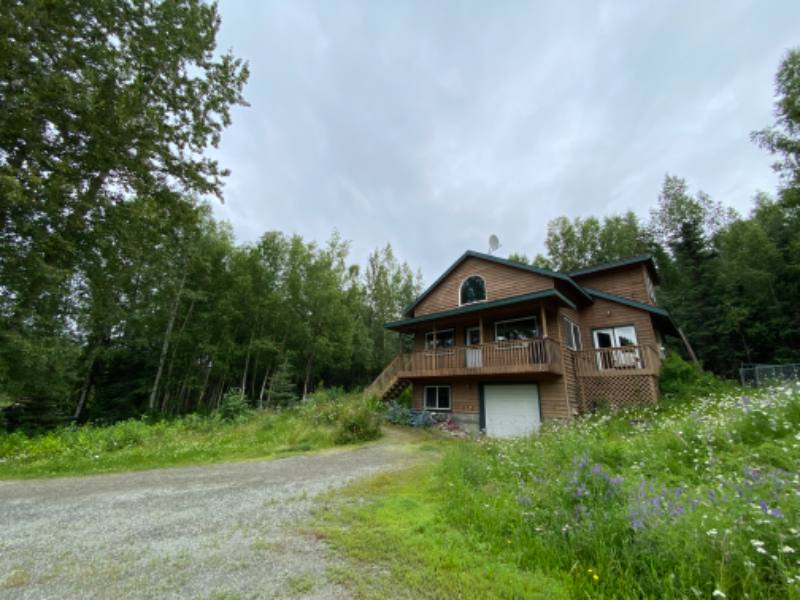 House for rent at 4301 N Autumn Lane, Wasilla, AK 99623