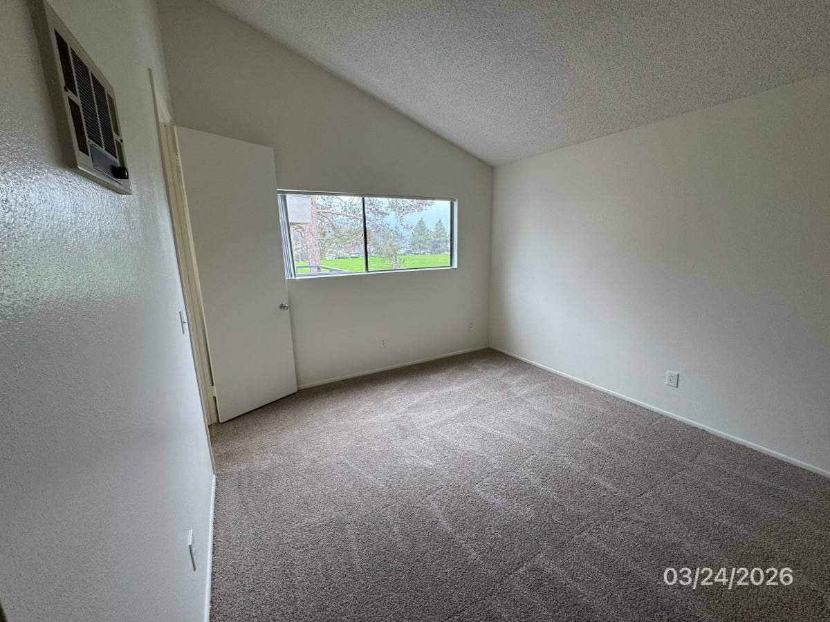 House for rent at 2151 Pacific Ave, Costa Mesa, CA 92627