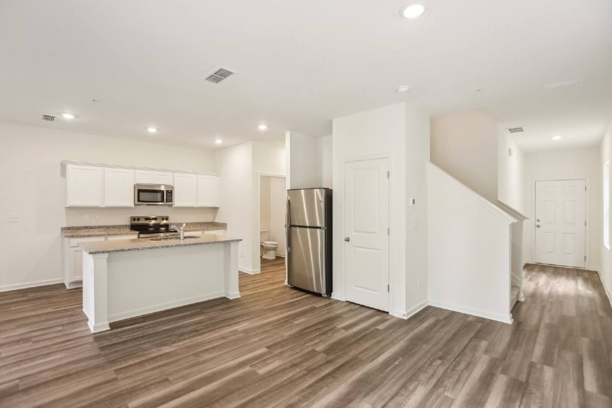 2562 Grey Hawk Dr, Kissimmee, FL 34746 - Townhouse for Rent - Image 7