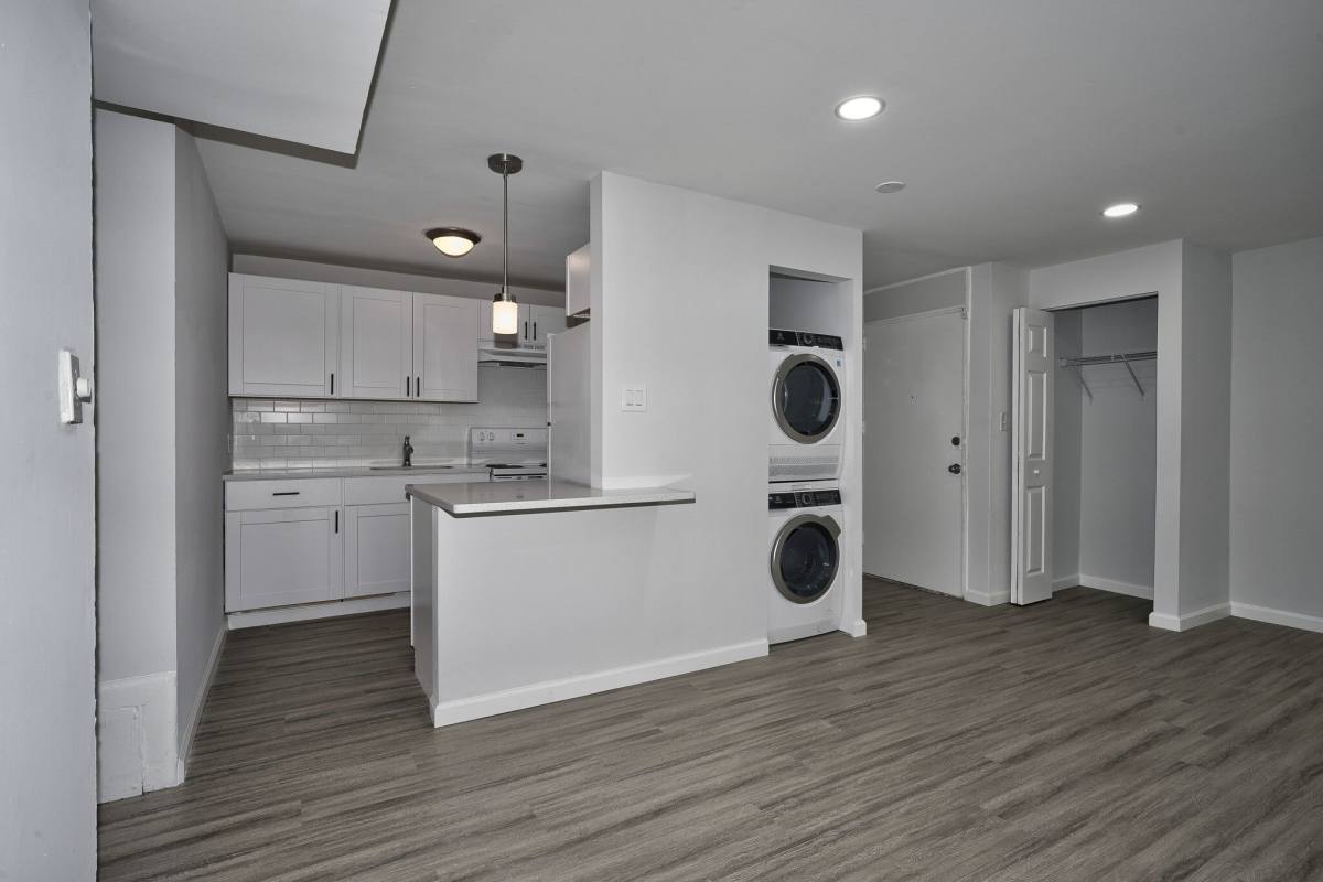 Apartment for rent at Raven Run, 6004 Amberwood Rd, Baltimore, MD 21206