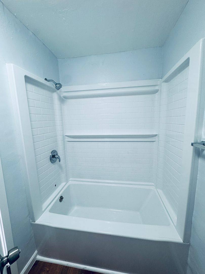 Apartment for rent at 12001 Runnymede St, North Hollywood, CA 91605