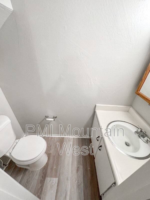 Apartment for rent at 528 S 1100 E #4, Salt Lake City, UT 84102