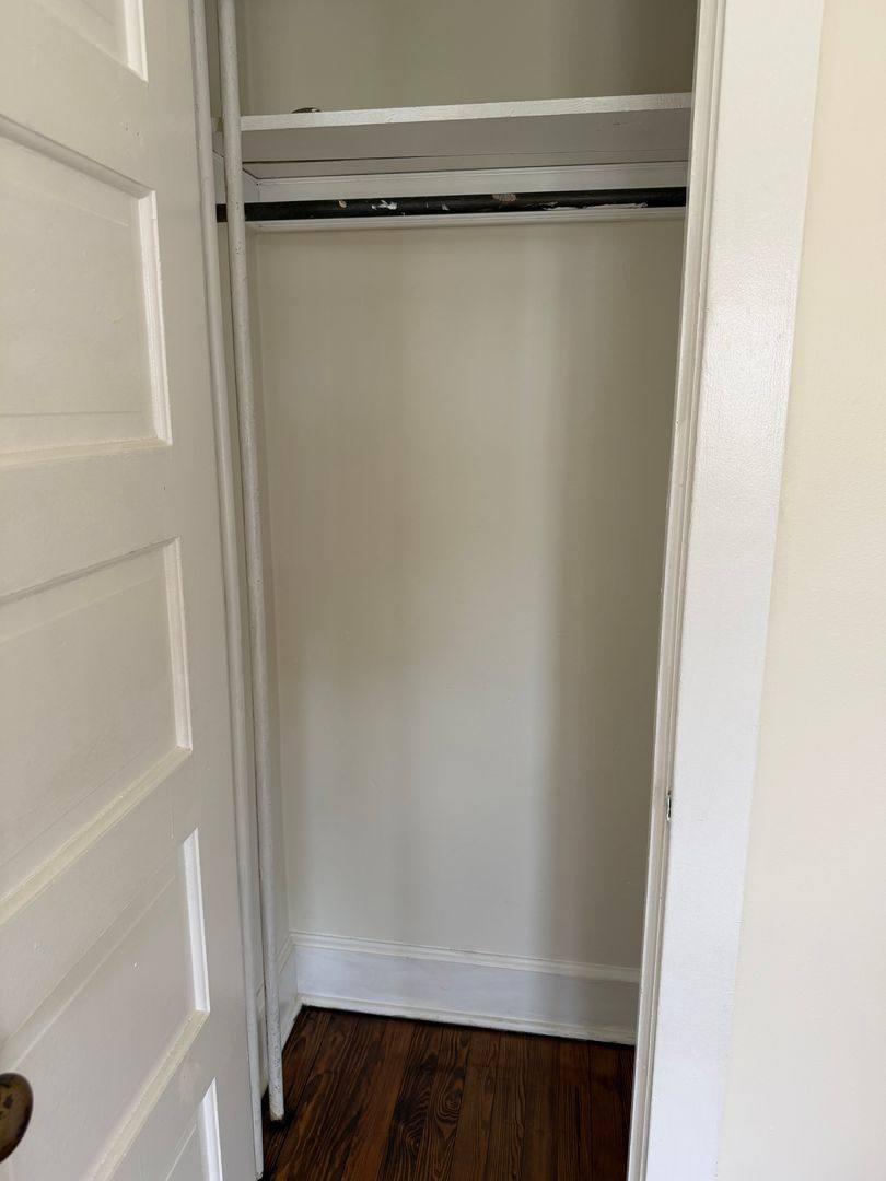 Apartment for rent at 214 N Saint Cloud St, Allentown, PA 18104