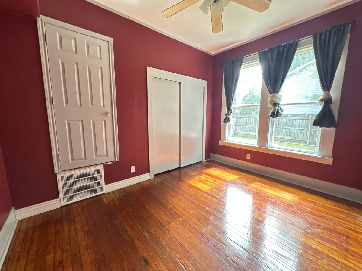 House for rent at 457 Dalzell St, Shreveport, LA 71104