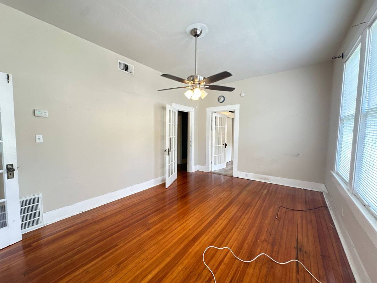 House for rent at 457 Dalzell St, Shreveport, LA 71104