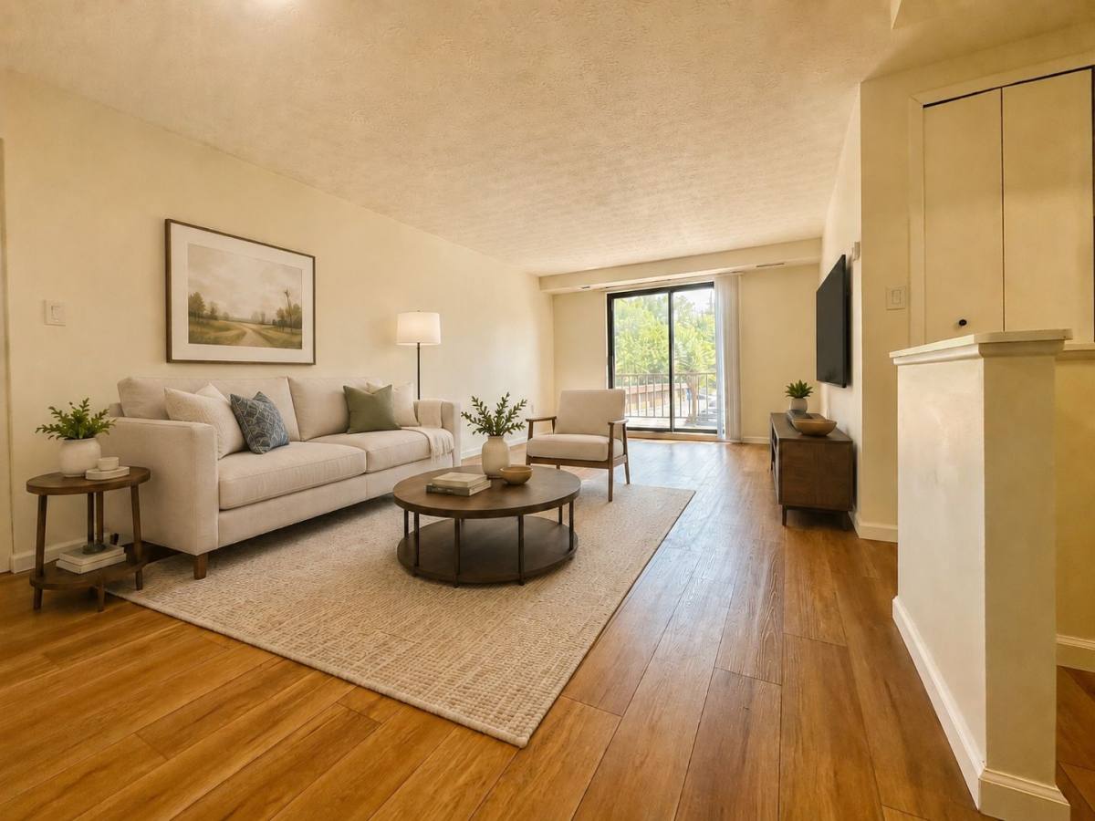 Apartment for rent at Walnut Grove, 23000 Mastick Rd, North Olmsted, OH 44070