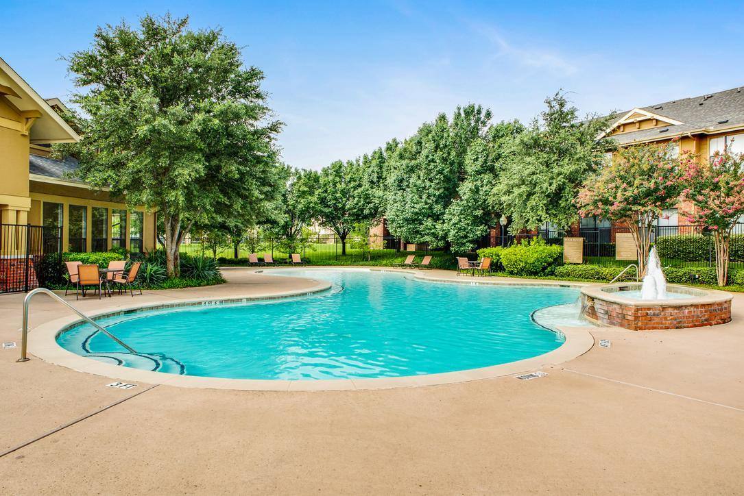 Apartment for rent at Desoto Ranch, 801 S Polk St, Desoto, TX 75115