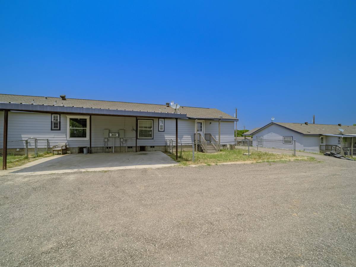 House for rent at Rolling Glen, 165 Rolling Glen, Springtown, TX 76082