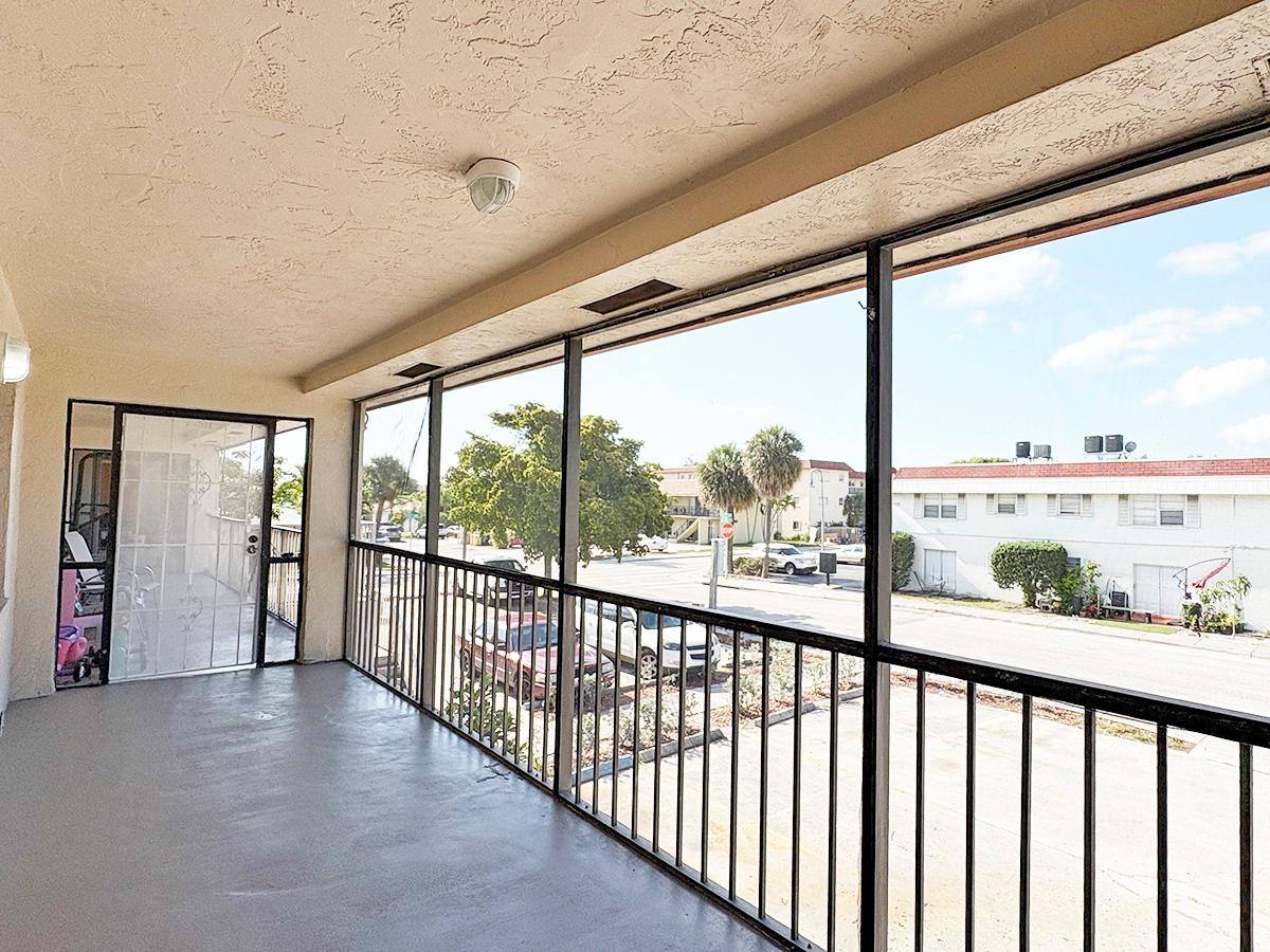 Apartment for rent at 1331 S Federal Highway 4, Lake Worth Beach, FL 33460