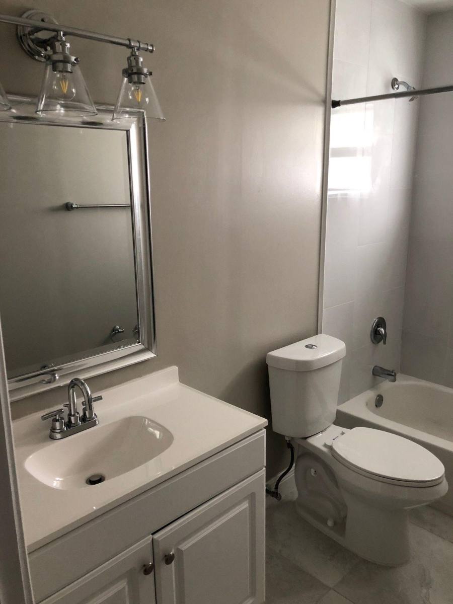 Apartment for rent at 1086 NE 33rd St #5, Fort Lauderdale, FL 33334