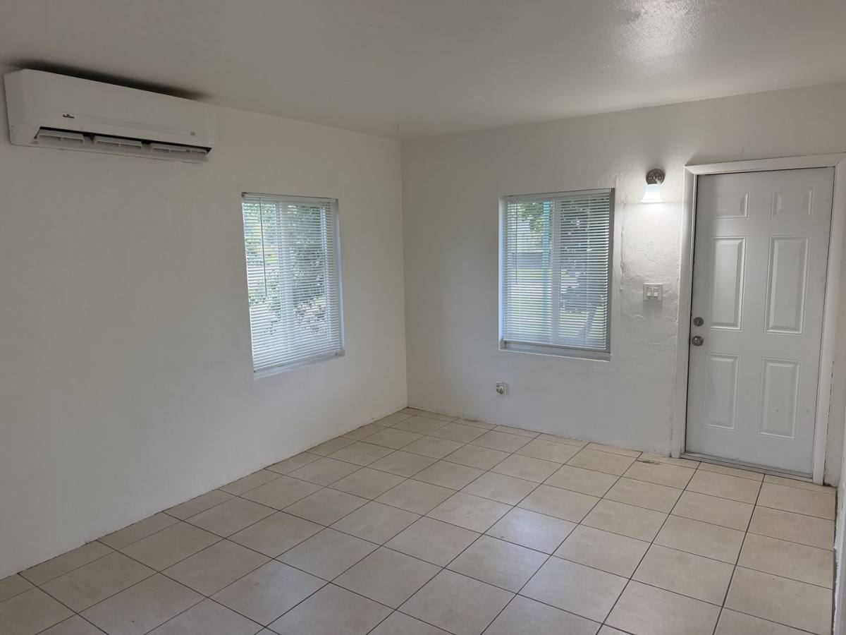 House for rent at 1444 NW 4th St, Fort Lauderdale, FL 33311