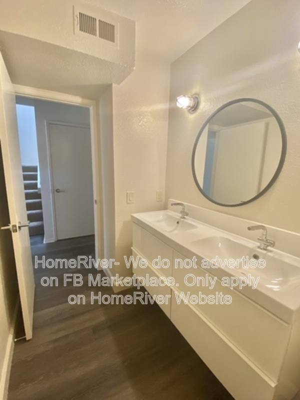 House for rent at 6210 Gloria Dr, Sacramento, CA 95831